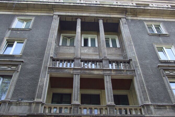 1.5h Crazy Guides' Communism Tour of Nowa Huta in Classic Car - Stop 2: The Former Lenin Steelworks Administration Area