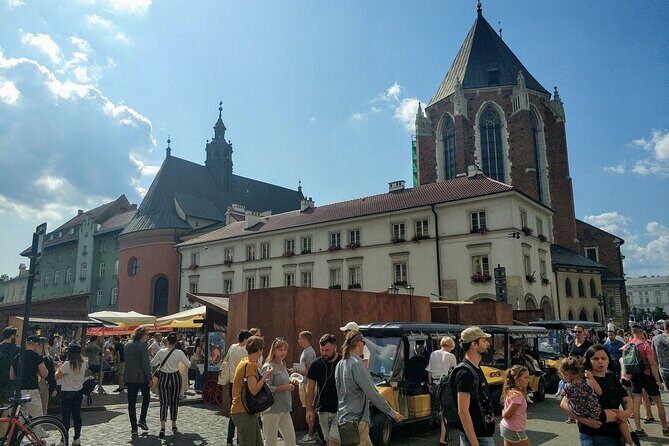 1-Hour Tour to Krakow's Old Town by Electric Golf Cart - Main Market Square and Tenement Houses You Can Read in Minutes