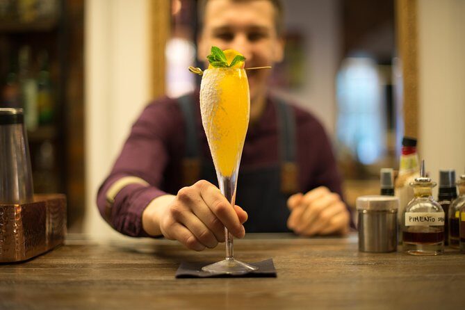 11 course tasting menu with cocktail pairing in Gdańsk - Two menu options: choosing the version that fits your mood