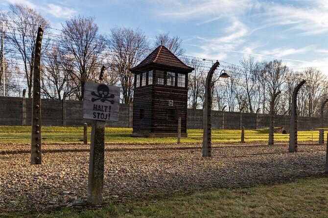 2 Days Tour to Auschwitz and Krakow from Warsaw - How the Warsaw-to-Krakow train day shapes your schedule