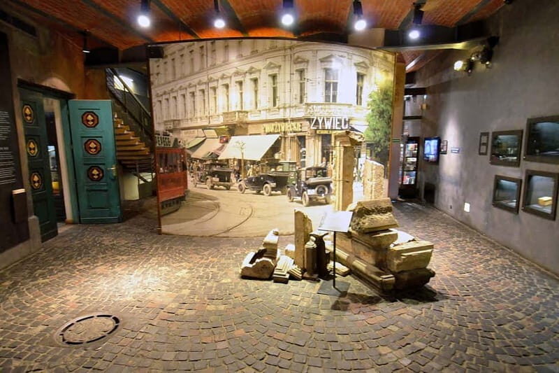4 hour: Warsaw Uprising Museum and POLIN Museum/inc.Pick up/ - Warsaw Uprising Museum: understanding freedom and its price