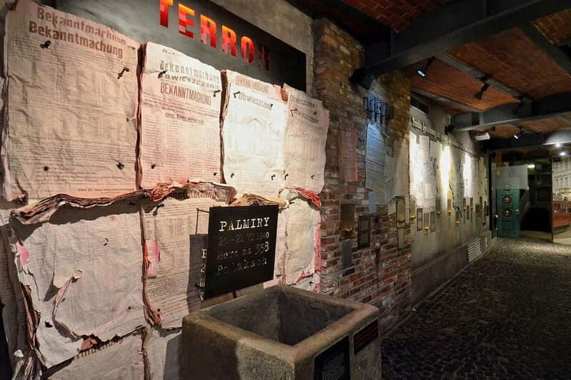 4 hour: Warsaw Uprising Museum and POLIN Museum/inc.Pick up/ - POLIN Museum: 1,000 years of Jewish life in Poland