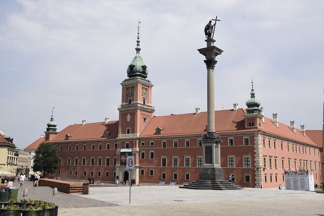 A Journey Through Old Town Warsaw - Key takeaways before you go