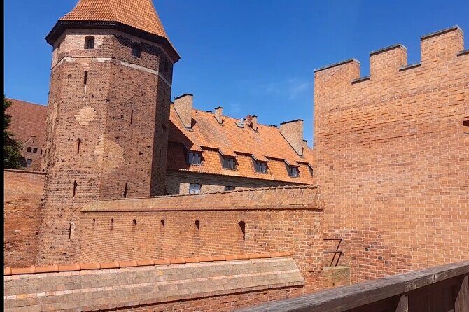 Aiport Gdansk Transfer to Malbork Castle or Stutthof - Malbork Castle: How the On-Site Time Works (About 3.5 Hours)