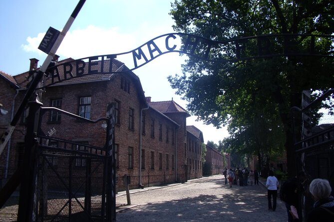 Auschwitz and Birkenau WITHOUT GUIDE private transport from Kraków - Practical Planning Tips for a Smooth Day