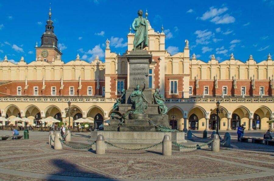 Auschwitz-Birkenau and Krakow Private Car Trip from Katowice - Price for $353: What You’re Really Paying For