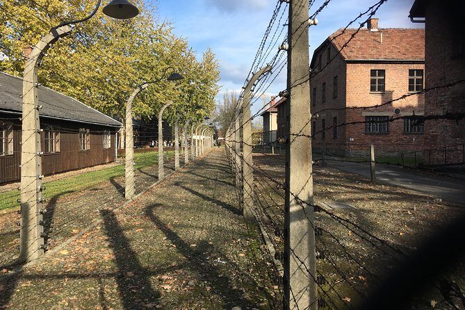 Auschwitz-Birkenau Day Tour from Wroclaw - Birkenau, the Historical Gate, and What 90 Minutes Can Mean
