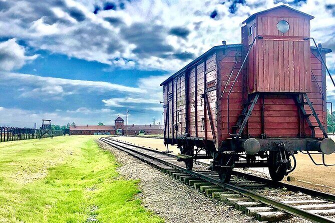 Auschwitz Birkenau Museum and Salt Mine All Inclusive DAY TRIP with Local Guides - Auschwitz I vs Birkenau: How to Get the Most Without Burning Out