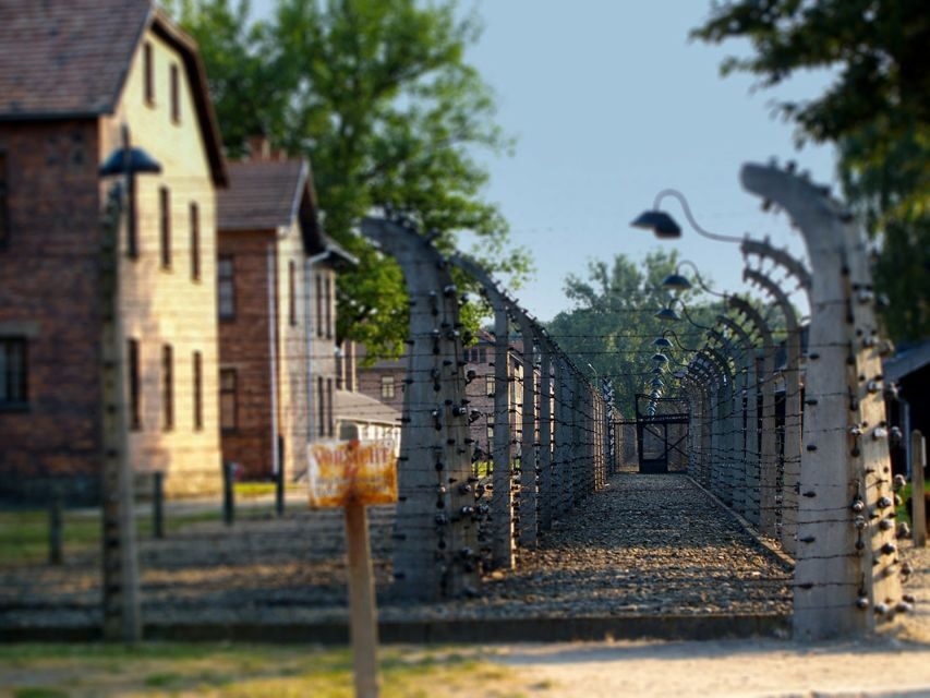 Auschwitz-Birkenau Private Tour from Katowice & Transport - Timing Your 7 Hours: 3.5 Hours Inside, the Rest Is Travel and Recovery