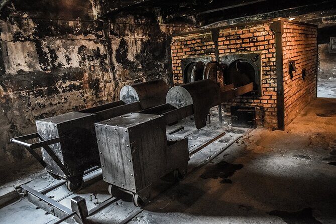 Auschwitz-Birkenau Private Tour from Krakow - Auschwitz I: About 2 Hours That Sets the Context