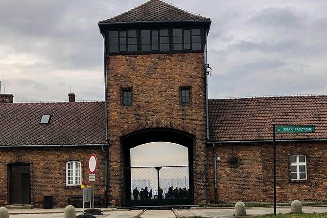 Auschwitz Birkenau Tour with Private Transport from Kraków - Private Transport From Kraków: Comfort First, Questions Second