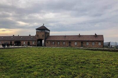 Auschwitz Birkenau Tour with Private Transport from Kraków - Auschwitz II Birkenau: Why the Scale Changes Everything