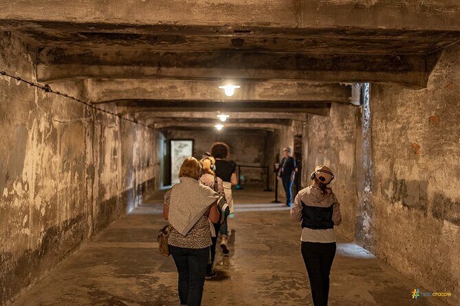 Auschwitz-Birkenau & Wieliczka Salt Mine – One Day Guided Trip - Transport time to Wieliczka: the nap window you’ll actually need