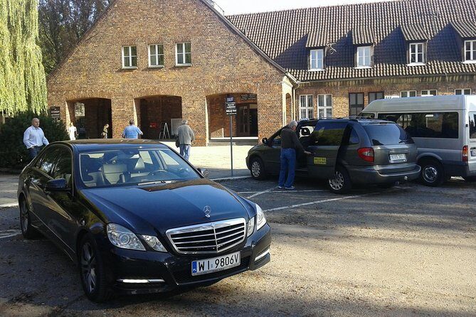 Auschwitz - Full Day Tour from Warsaw by private car - The one thing not included: plan your meals