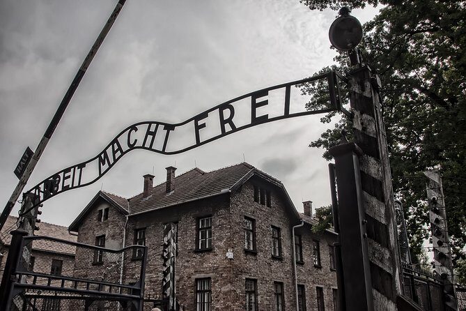 Auschwitz Guided Tour - Krakow to Auschwitz: why this tour format works