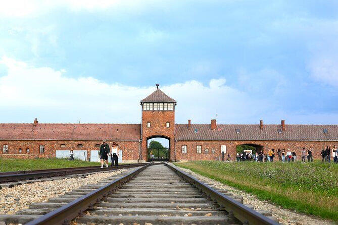 Auschwitz with Minivan Hotel Pickup from Krakow - Key things I’d plan around