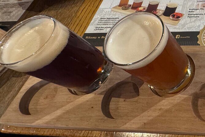 Beer Tour. Tasting and Tales in Gdansk - Brama Świętojańska craft beer bar: five styles you can compare side by side