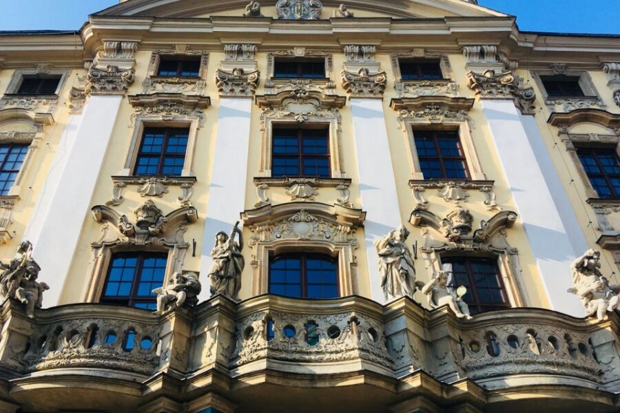 Best of Wroclaw 3-Hour History and Culture Walking Tour - City Hall on Rynek: late Gothic details with real context