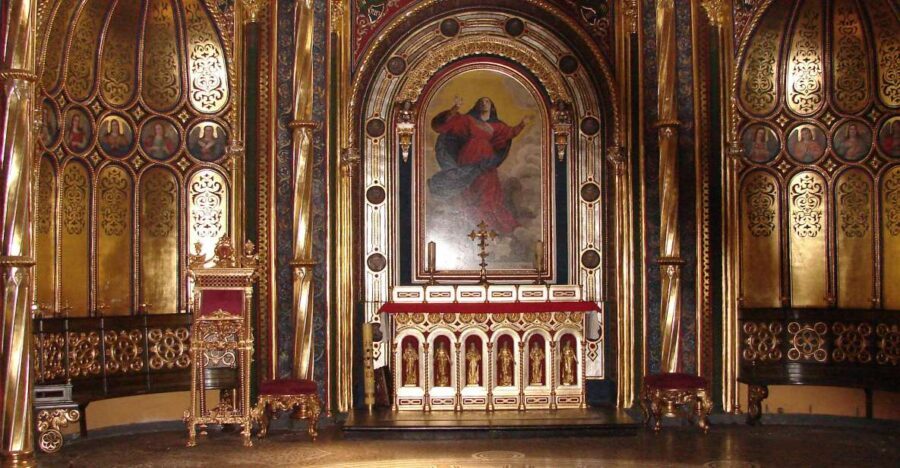 Cathedral & Old Town - Inside St. Peter and St. Paul Cathedral: Romanesque to Classicism, in one stop