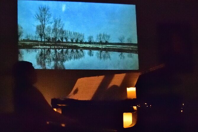 CHOPIN - Painted by Candlelights with Wine: Warsaw Concert - The salon setup: candlelight, Thonett-style furniture, and close seats
