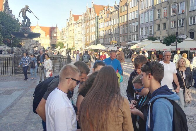 City Game Tour Gdańsk - The Old Town Quest: Main Attractions With a Better Way to Walk
