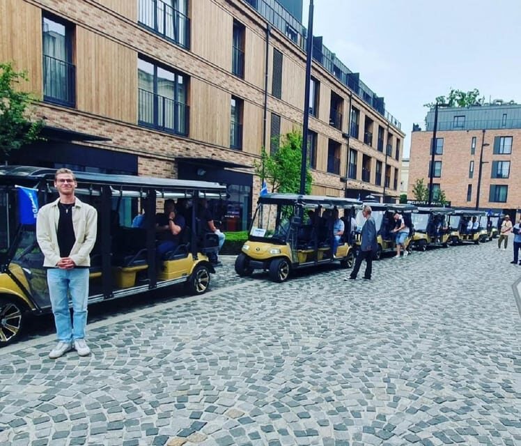 City Tour Cracow , golf car . Private full tour !! - Church façades and royal views: St. Francis of Assisi to Wawel Hill