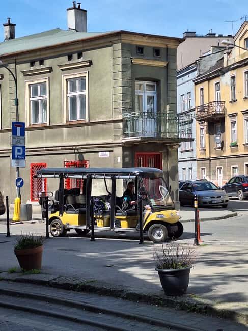 City Tour Cracow , Jewish Quarter - Dom Heleny Rubinstein: A Meaningful Photo Stop in the Wider Story