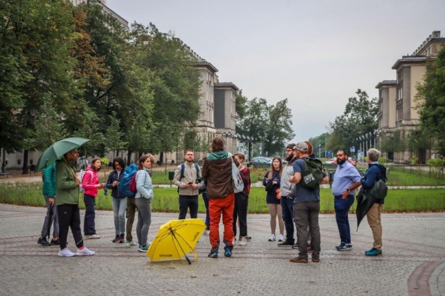 Communist Krakow - Nowa Huta Walking Tour in English - Avenue of Roses: the Human Detail in an Unhuman Plan