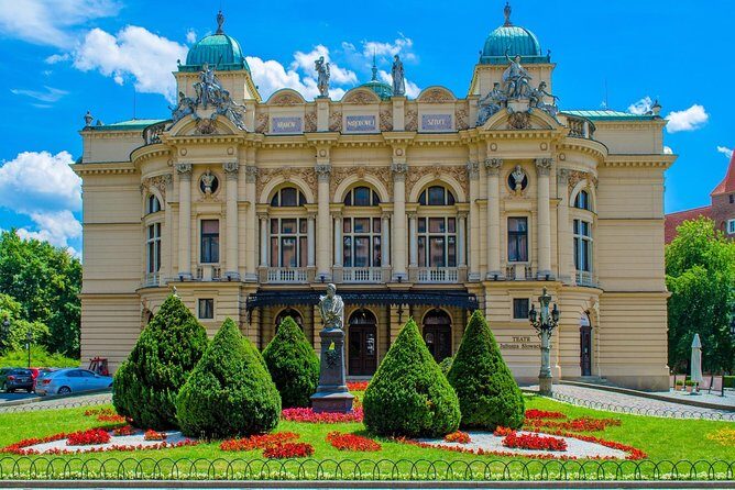 Complete Cracow Bike Tour (small group of maximum 15 people!) - Meeting at Józefa Dietla (10:00 am) without the stress