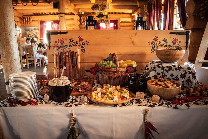 Cottage Style Evening with Folk Show and Traditional Feast from Krakow - The Bus Ride: Easy enough, but plan for countryside time