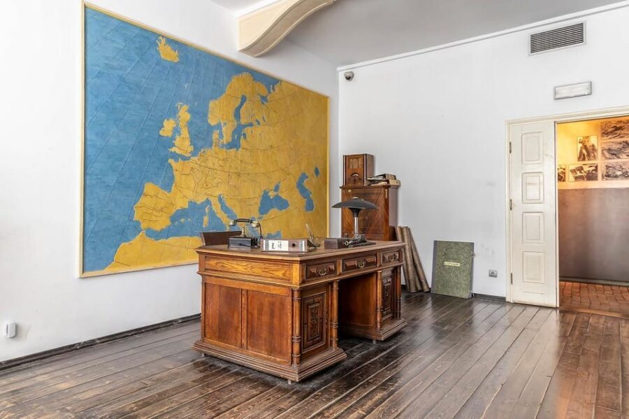 Cracow: Guided Tour of Schindler's Factory & Jewish Ghetto - Key highlights that make this tour worth your time