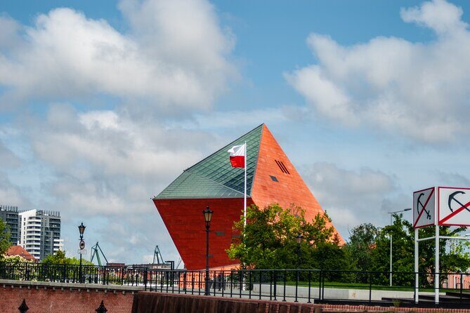 Cruises on the Motlawa River - Fish Market and the church towers you can spot from the water