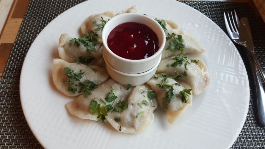 DAILY Warsaw Traditional Food Tasting & Guided Old Town Tour - Two food stops, six specialties: what you should expect to taste