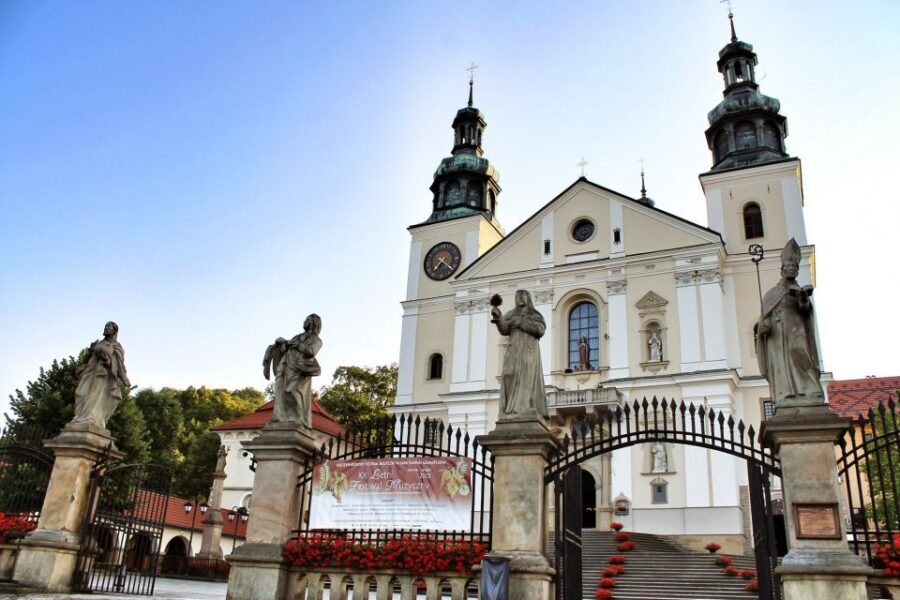 Day Tour: Traces of Pope John Paul II near Krakow - Kalwaria Zebrzydowska UNESCO sanctuary sites in one guided sweep