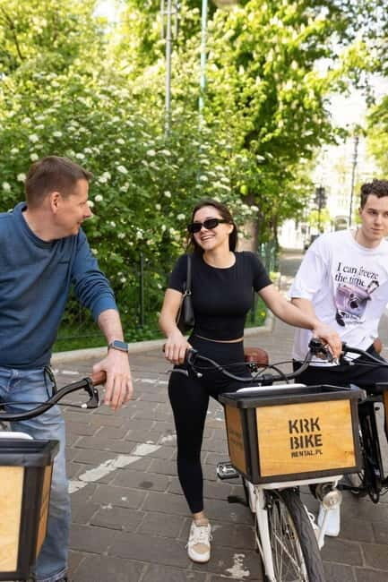Discover Krakow’s Old Town on a Guided Bike Tour - Rolling the Royal Route: St. Florian’s Gate and the Barbican