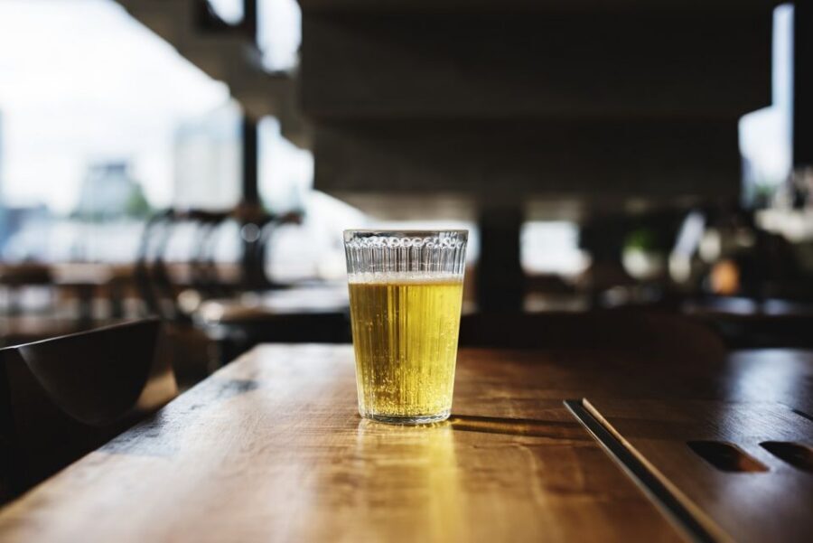 Discover the Best Local Beers in Krakow with Private Guide - Carefully Chosen Pubs and Local Stops in Kazimierz