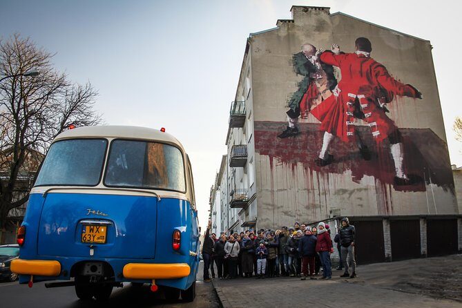 Discover the Dark Side of Warsaw in Praga District by Retro Bus - From the Palace to stories in the center: quick stops that matter