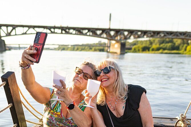 Evening Cruises with Drinks - Old Town pentagon: rebuilt after World War II