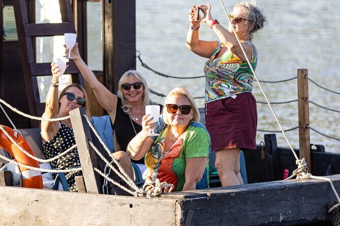 Evening Cruises with Drinks - Price, group size, and why $30.96 can make sense