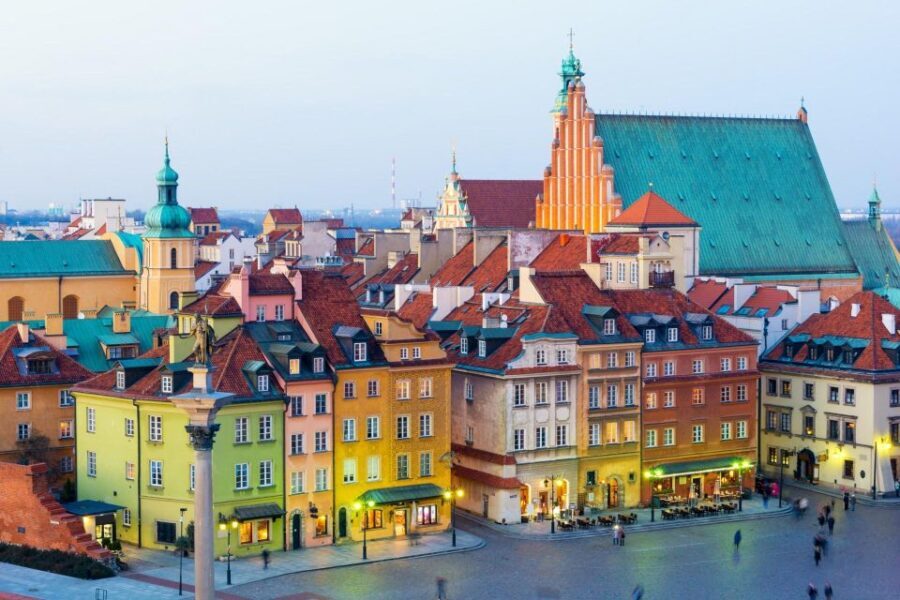Family Tour of Warsaw Old Town with Fun Activities for Kids - The 4-hour option: Copernicus Science Centre with skip-the-line