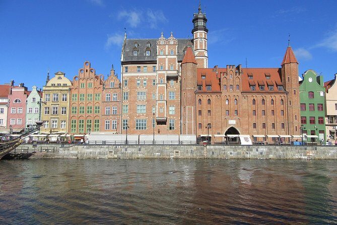 First Time in Gdańsk? Private Tour of Old Gdańsk’s Highlights - Golden Gates, the Prison Tower, and Brama Wyzynna