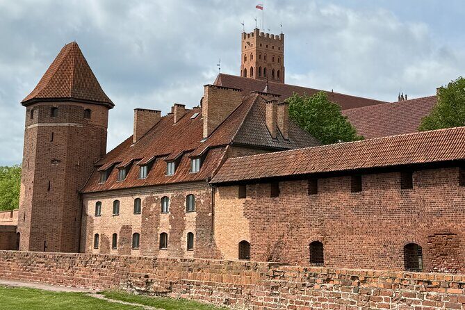 From Gdansk Malbork Castle Guided Tour with Hotel Pick Up - The ride comfort: small group, helpful driver, and real-world pickup