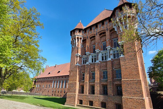 From Gdansk Malbork Castle Guided Tour with Hotel Pick Up - When weather goes sideways