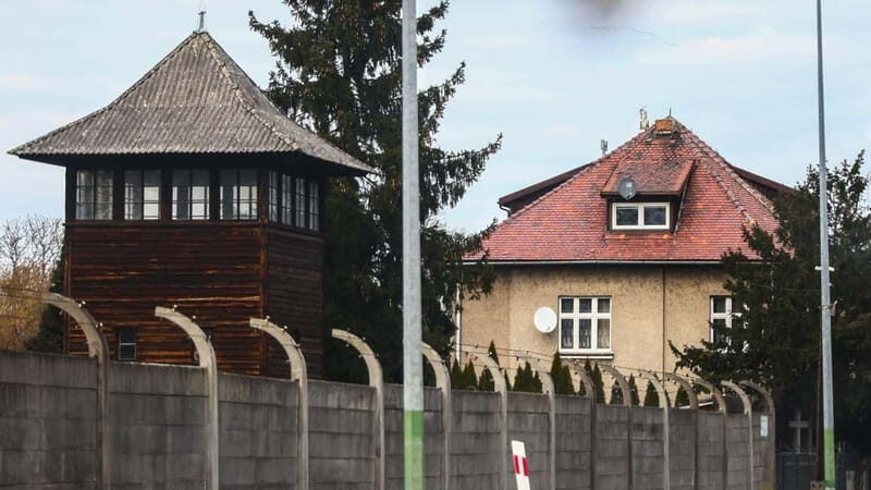 From Kracow: Auschwitz Complex Alternative Tour - Getting there from Krakow: the 8-hour flow and what “skip the line” means
