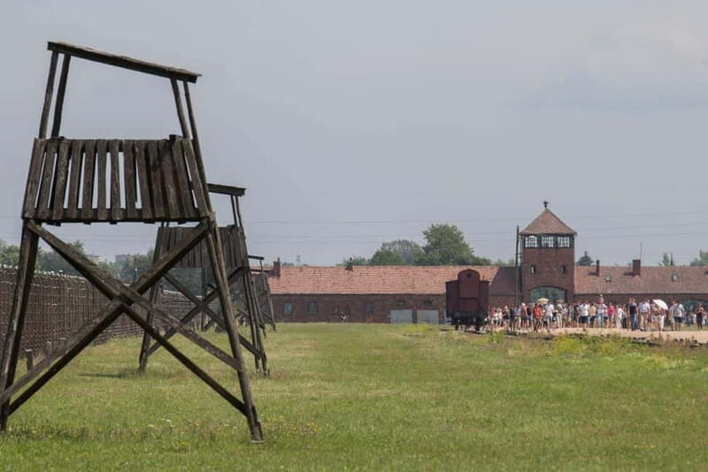 From Krakow: Auschwitz-Birkenau Guided Tour with Pickup - Birkenau (Auschwitz II): why distances and fences matter