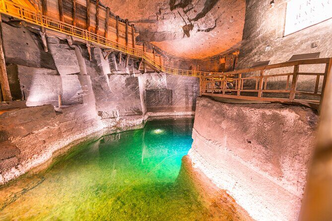 From Krakow: Auschwitz & Wieliczka Salt Mine Guided Tour - Backpack size rules and what to wear when the schedule gets tight