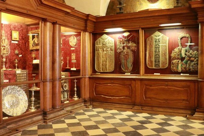 From Krakow: Black Madonna of Czestochowa Sanctuary - Guided Tour - The Guide Factor: What You Get When It’s Run Like a Real Tour