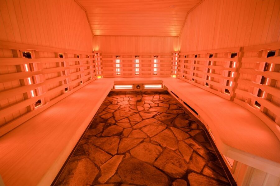 From Krakow: Chocholow Hot Springs Evening or Daytime Ticket - Family day at the baths: slides, Wild River, and kids’ zones