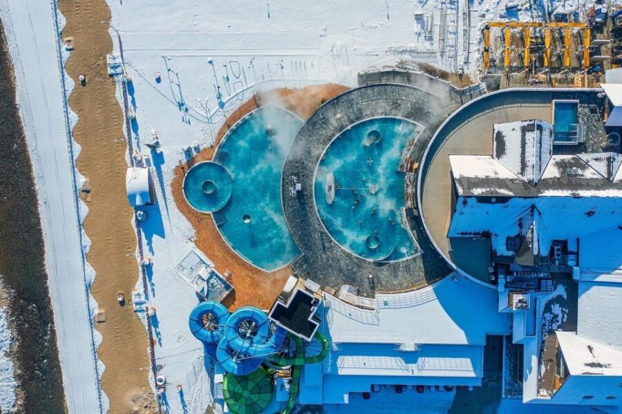 From Krakow: Chochołowskie Thermal Baths Ticket and Transfer - Your 3-hour bath plan: pools, hydro massage, and outdoor time