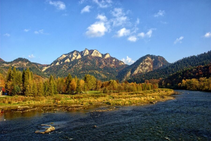 From Krakow: Dunajec River Rafting - The Szczawnica lunch break: the reset button halfway through the day